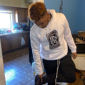 Meet your Posher, Jawane